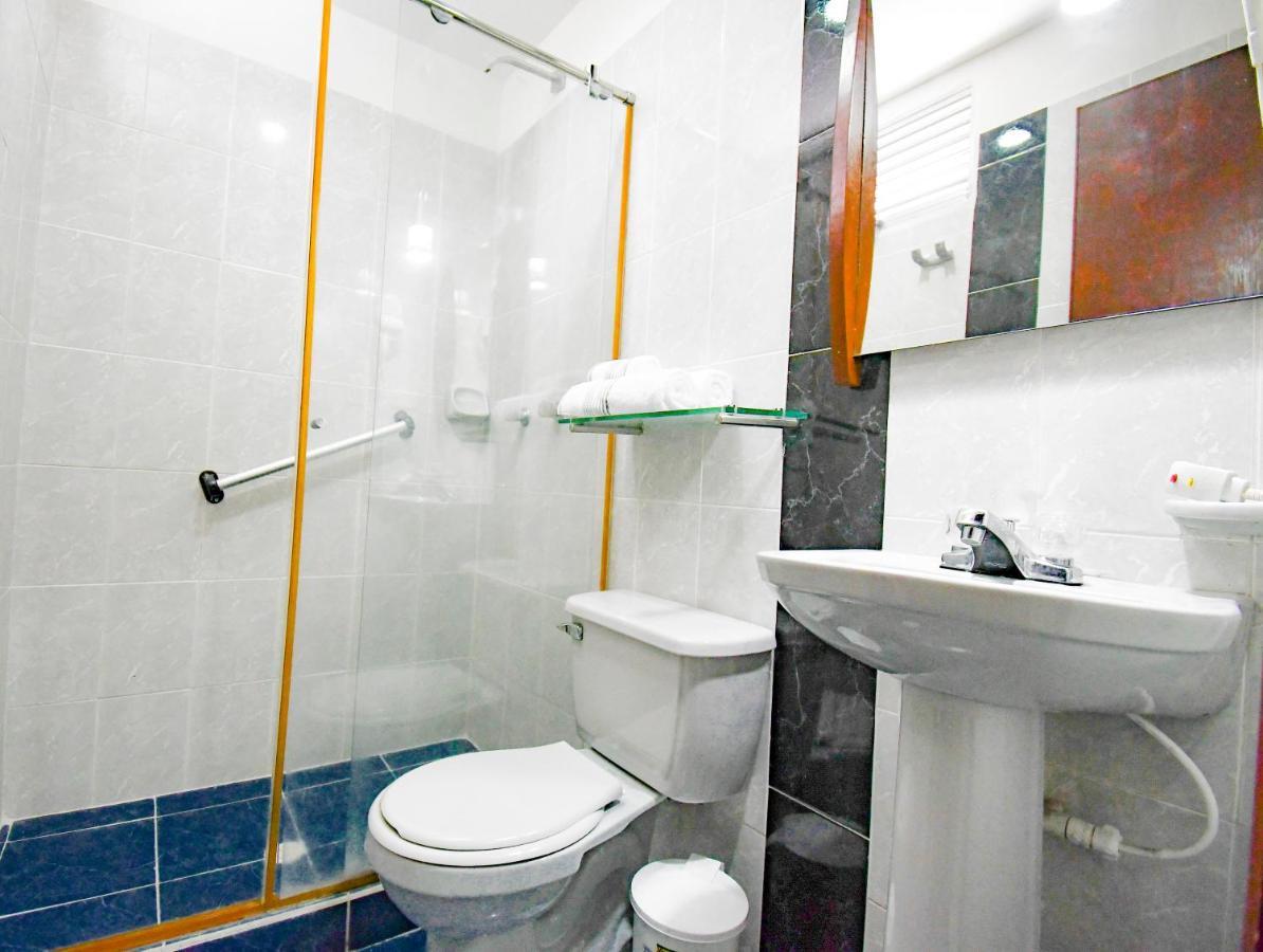 Hotel Monarca Armenia Εξωτερικό φωτογραφία