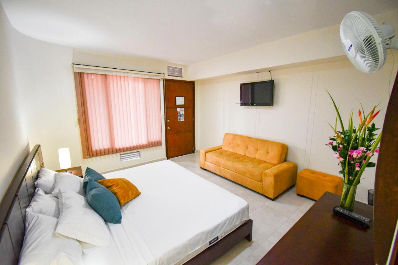 Hotel Monarca Armenia Εξωτερικό φωτογραφία