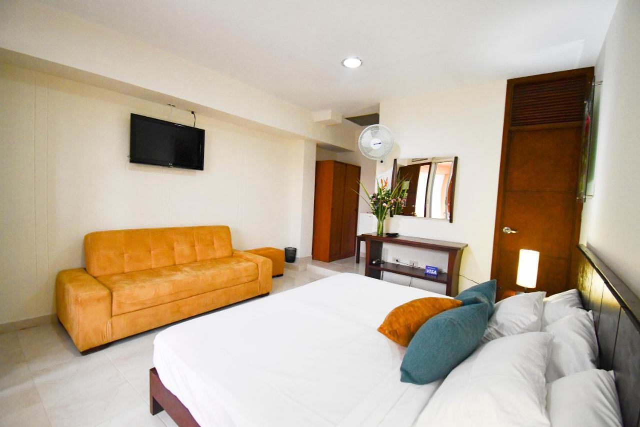Hotel Monarca Armenia Εξωτερικό φωτογραφία